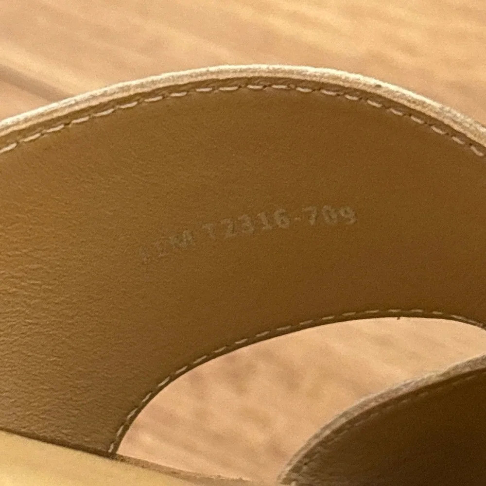 TROTTERS Nell Slide Sandal Women Size 11 Gold Leather Slip On Flat Summer Resort